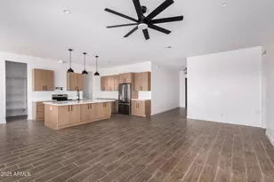 28309 N 220th Dr, Wittmann, AZ 85361 - Photo 10