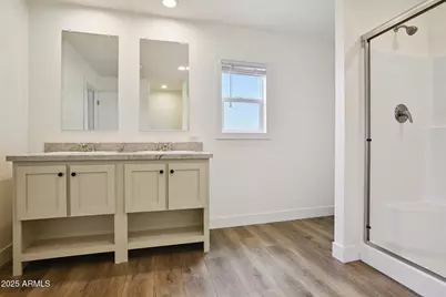 28425 N 250th Lane, Wittmann, AZ 85361 - Photo 10