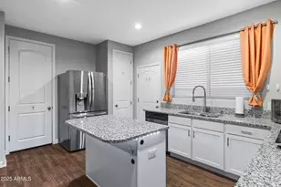 10762 W Bronco Trail, Peoria, AZ 85383 - Photo 30