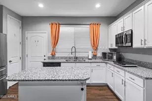 10762 W Bronco Trail, Peoria, AZ 85383 - Photo 28