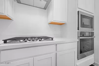 9222 S 169th Drive, Goodyear, AZ 85338 - Photo 8