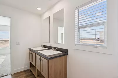 28428 N 250th Lane, Wittmann, AZ 85361 - Photo 16