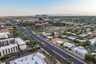 5016 N Scottsdale Rd, Paradise Valley, AZ 85253 - Photo 1