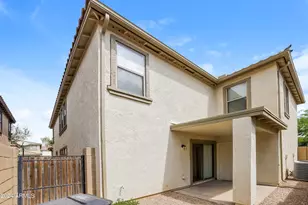 11171 W Garfield St, Avondale, AZ 85323 - Photo 2