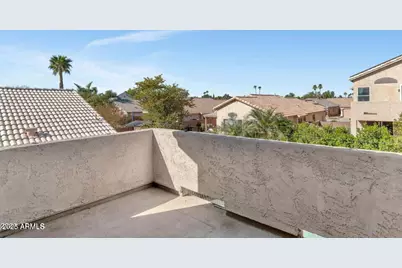 8782 E Pinchot Avenue, Scottsdale, AZ 85251 - Photo 16