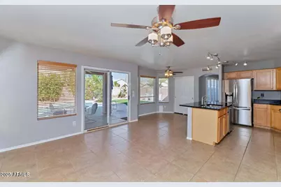 8782 E Pinchot Avenue, Scottsdale, AZ 85251 - Photo 6