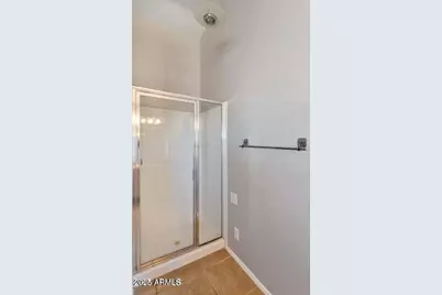 8782 E Pinchot Avenue, Scottsdale, AZ 85251 - Photo 14