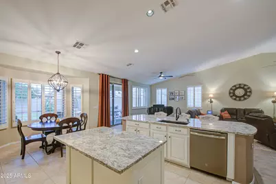 8182 W Crocus Drive, Peoria, AZ 85381 - Photo 12