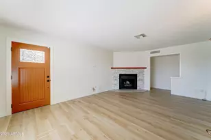 1938 E Greenway Dr, Tempe, AZ 85282 - Photo 4