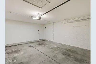 6737 S Palm Drive, Tempe, AZ 85283 - Photo 40