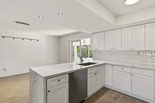 6737 S Palm Dr, Tempe, AZ 85283 - Photo 16