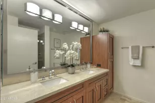 7157 E Rancho Vista Dr, Scottsdale, AZ 85251 - Photo 8