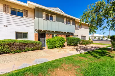 8564 E McDonald Drive, Scottsdale, AZ 85250 - Photo 2