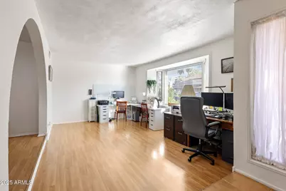 1358 W Lobo Avenue, Mesa, AZ 85202 - Photo 6