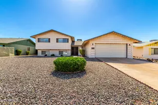 3819 W Mauna Loa Ln, Phoenix, AZ 85053 - Photo 1