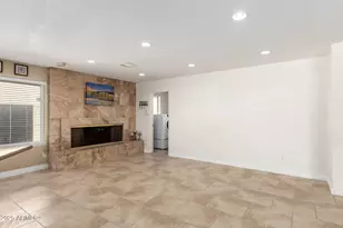 19002 N 8th Ave, Phoenix, AZ 85027 - Photo 10