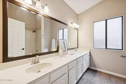 510 S Lagoon Drive, Gilbert, AZ 85233 - Photo 26