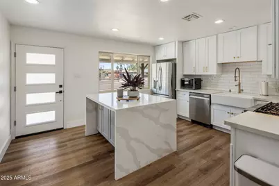 8022 E Columbus Avenue, Scottsdale, AZ 85251 - Photo 6