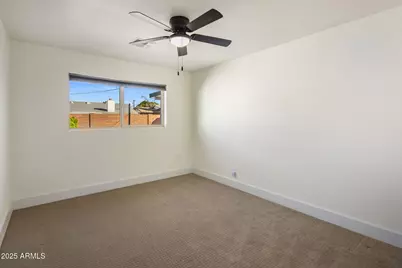 8022 E Columbus Avenue, Scottsdale, AZ 85251 - Photo 12