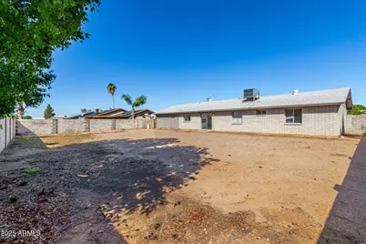 2201 W Topeka Drive, Phoenix, AZ 85027 - Photo 32