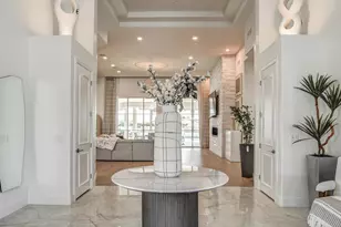 10651 E Cactus Rd, Scottsdale, AZ 85259 - Photo 14