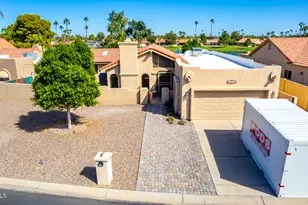 26433 S Lakemont Dr, Sun Lakes, AZ 85248 - Photo 6