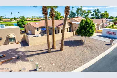 26433 S Lakemont Drive, Sun Lakes, AZ 85248 - Photo 1