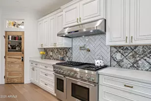 8449 E Lincoln Dr, Scottsdale, AZ 85250 - Photo 6