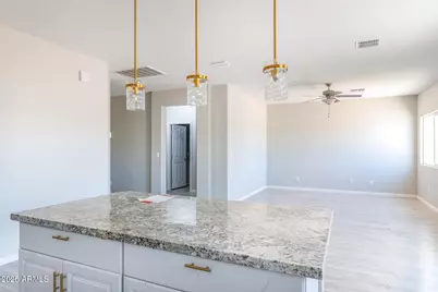 14960 S Overfield Road, Arizona City, AZ 85123 - Photo 12