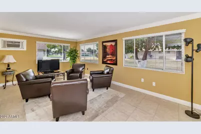 10303 W Prairie Hills Circle, Sun City, AZ 85351 - Photo 16