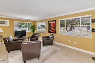 10303 W Prairie Hills Cir, Sun City, AZ 85351 - Photo 16