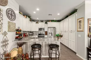 29031 N 124th Dr, Peoria, AZ 85383 - Photo 12
