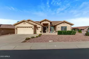 2740 S Teakwood Cir, Mesa, AZ 85209 - Photo 2