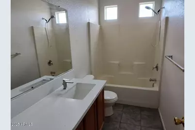 10378 W Monte Vista Road, Avondale, AZ 85392 - Photo 14