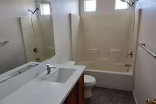 10378 W Monte Vista Rd, Avondale, AZ 85392 - Photo 14