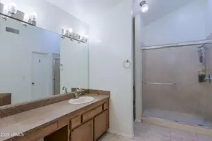 441 E Topeka Dr, Phoenix, AZ 85024 - Photo 14