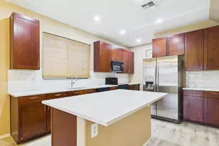 12623 N 150th Ct, Surprise, AZ 85379 - Photo 8