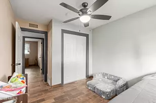 328 E Bethany Home Rd, Phoenix, AZ 85012 - Photo 18