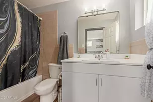 328 E Bethany Home Rd, Phoenix, AZ 85012 - Photo 16