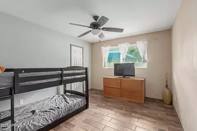 328 E Bethany Home Road, Phoenix, AZ 85012 - Photo 22