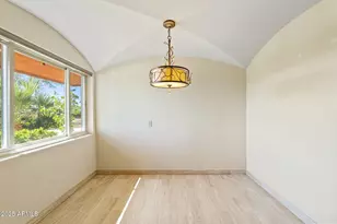 5310 E Camelback Rd, Phoenix, AZ 85018 - Photo 18