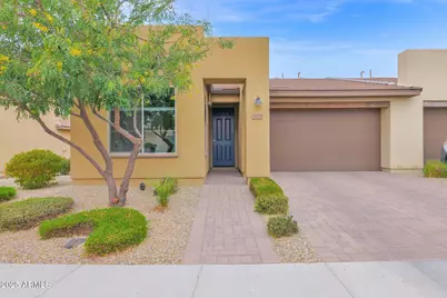 908 E Cereus Pass Pass, Queen Creek, AZ 85140 - Photo 2