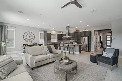 13453 W Evergreen Terrace, Peoria, AZ 85383 - Photo 4