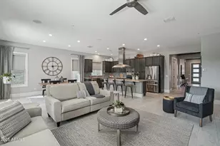 13453 W Evergreen Terrace, Peoria, AZ 85383 - Photo 4