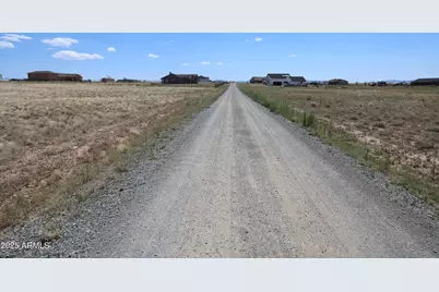 104Xx N Horsepower Drive #5, Prescott Valley, AZ 86315 - Photo 4