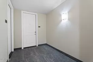 1 E Lexington Ave, Phoenix, AZ 85012 - Photo 10