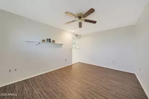 10760 W Saratoga Cir, Sun City, AZ 85351 - Photo 34