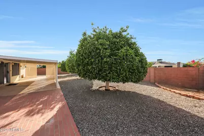 10760 W Saratoga Circle, Sun City, AZ 85351 - Photo 44