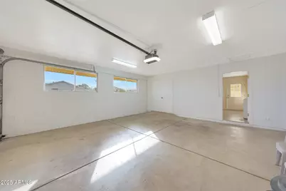 10760 W Saratoga Circle, Sun City, AZ 85351 - Photo 38