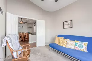 4026 E Summerhaven Dr, Phoenix, AZ 85044 - Photo 10